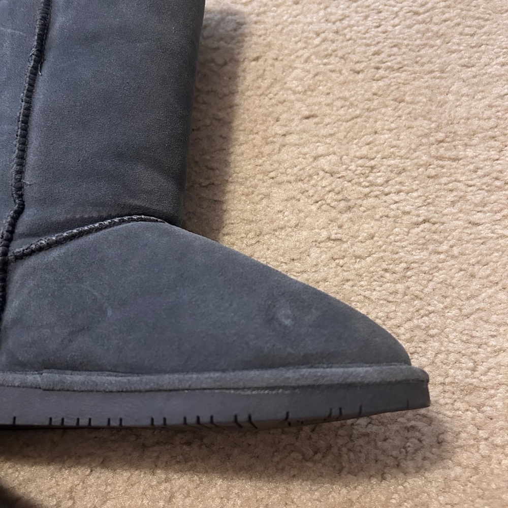 Women’s BearPaw Boots - Picture 3 of 6